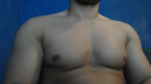 Snapshot of alex_blu chatting on July 6, 8:55 pm Alex online show from July 6, 8:55 pm