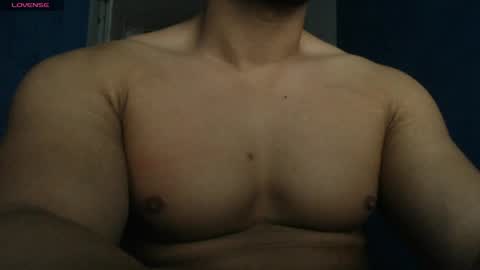 Snapshot of alex_blu chatting on July 10, 9:17 pm Alex online show from July 10, 9:17 pm