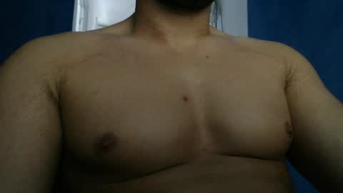 Snapshot of alex_blu chatting on July 13, 9:56 am Alex online show from July 13, 9:56 am
