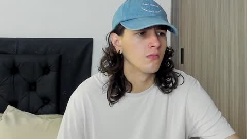 Snapshot of alex_connorr chatting on January 27, 3:28 pm alex_connorr online show from January 27, 3:28 pm