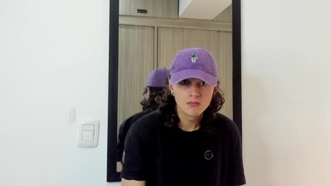 Snapshot of alex_connorr chatting on January 31, 3:22 pm alex_connorr online show from January 31, 3:22 pm