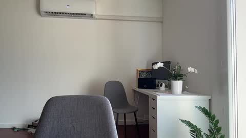 Alex online show from April 29, 8:51 am