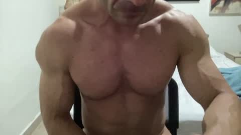Snapshot of alex_fortuna chatting on July 20, 11:01 am alex_fortuna online show from July 20, 11:01 am