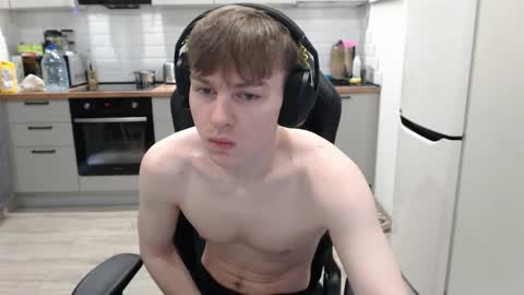Snapshot of alex_gotcha chatting on March 11, 7:37 am Alex online show from March 11, 7:37 am