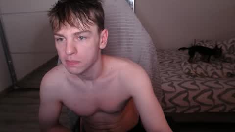 Snapshot of alex_gotcha chatting on October 12, 11:15 pm Alex online show from October 12, 11:15 pm