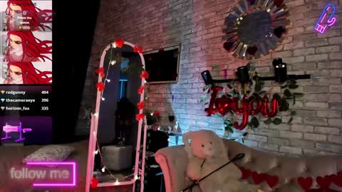 Snapshot of alex_howell chatting on February 1, 2:58 am alex_howell online show from February 1, 2:58 am