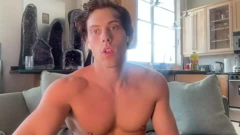 Snapshot of alex_islive chatting on July 12, 5:48 pm Alex Stone online show from July 12, 5:48 pm