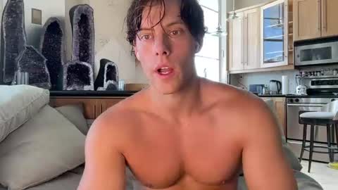 Snapshot of alex_islive chatting on July 19, 5:49 pm Alex Stone online show from July 19, 5:49 pm