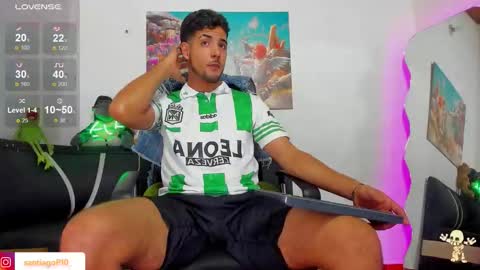 i am Alex online show from November 8, 4:01 am