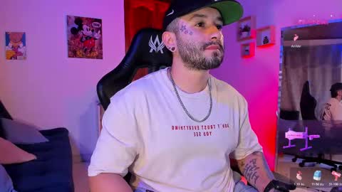 Alex online show from November 4, 10:20 pm