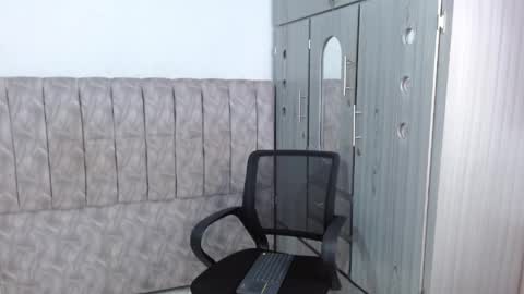 Snapshot of alex_martin47 chatting on May 27, 10:18 pm alex online show from May 27, 10:18 pm