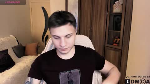 alex_milson online show from November 13, 7:02 pm