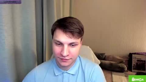 Snapshot of alex_milson chatting on June 11, 10:19 pm alex_milson online show from June 11, 10:19 pm