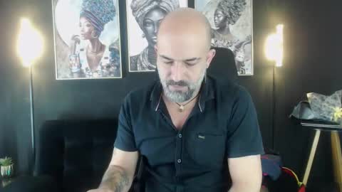 Snapshot of alex_saints_ce chatting on November 14, 2:27 pm Alex Saints online show from November 14, 2:27 pm