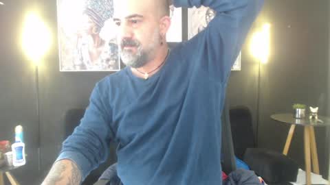 Snapshot of alex_saints_ce chatting on April 9, 1:49 pm Alex Saints online show from April 9, 1:49 pm