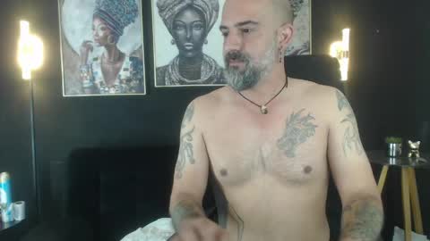 Snapshot of alex_saints_ce chatting on April 15, 4:58 pm Alex Saints online show from April 15, 4:58 pm