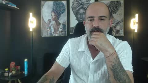 Snapshot of alex_saints_ce chatting on April 29, 5:30 pm Alex Saints online show from April 29, 5:30 pm