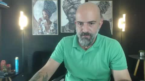 Snapshot of alex_saints_ce chatting on April 30, 9:08 pm Alex Saints online show from April 30, 9:08 pm