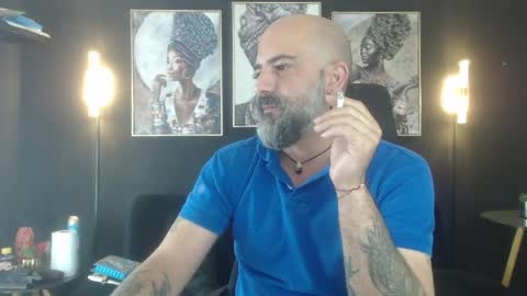 Snapshot of alex_saints_ce chatting on May 3, 12:00 pm Alex Saints online show from May 3, 12:00 pm