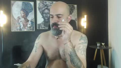 Snapshot of alex_saints_ce chatting on May 4, 10:11 am Alex Saints online show from May 4, 10:11 am