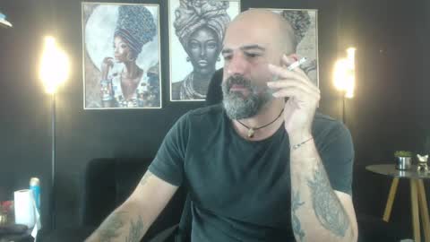 Snapshot of alex_saints_ce chatting on May 6, 2:51 am Alex Saints online show from May 6, 2:51 am