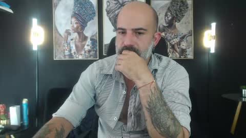 Snapshot of alex_saints_ce chatting on May 7, 3:17 pm Alex Saints online show from May 7, 3:17 pm