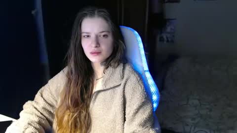 Snapshot of alex_santorski chatting on June 1, 7:37 pm Alex Santorski online show from June 1, 7:37 pm