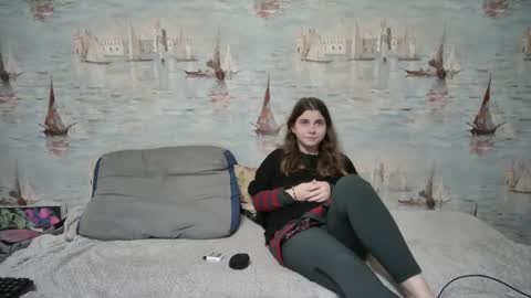 Snapshot of alex_sarah_sex chatting on October 18, 10:54 pm Alex and Sarah online show from October 18, 10:54 pm