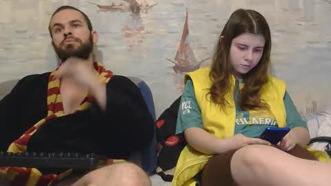 Alex and Sarah online show from February 11, 4:06 am