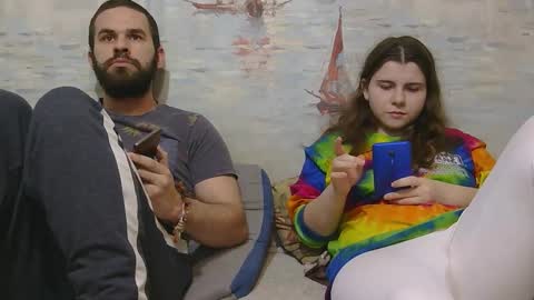 Alex and Sarah online show from February 21, 5:36 pm