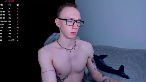 alex_silent online show from June 9, 4:51 pm