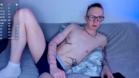 alex_silent online show from June 17, 6:42 pm