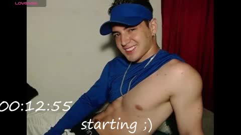 Snapshot of alex_smith0 chatting on February 24, 3:02 am online show from February 24, 3:02 am