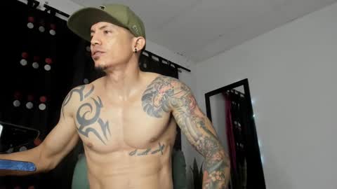 Snapshot of alex_sthorm chatting on December 8, 11:24 am alex_sthorm online show from December 8, 11:24 am