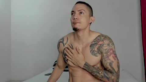 Snapshot of alex_sthorm chatting on January 9, 8:24 am alex_sthorm online show from January 9, 8:24 am