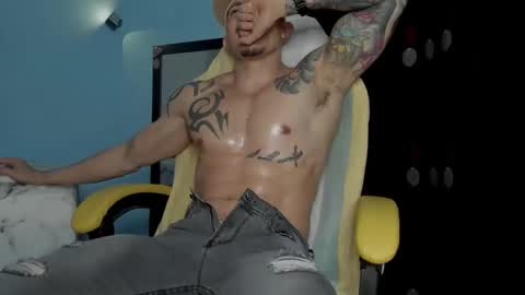 Snapshot of alex_sthorm chatting on October 24, 3:47 am alex_sthorm online show from October 24, 3:47 am