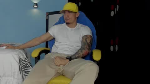 alex_sthorm online show from November 14, 4:00 am