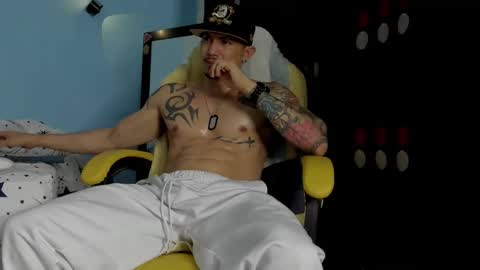 alex_sthorm online show from January 11, 3:55 am