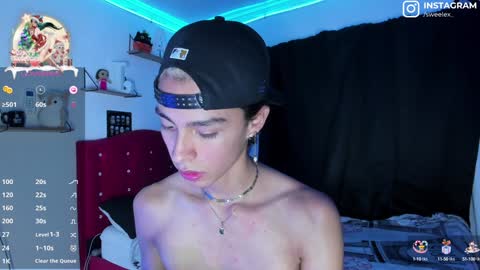 Alex online show from December 22, 9:22 am