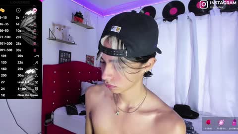 Alex online show from January 3, 1:25 pm