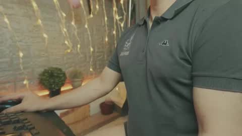 Alex online show from December 20, 2:02 pm