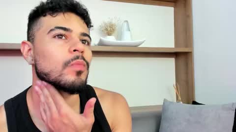 alex_wolf05 online show from March 15, 5:08 pm