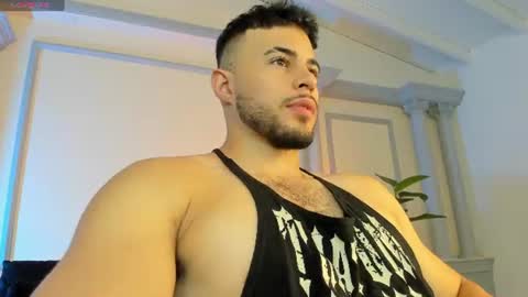 Snapshot of alex_wolf05 chatting on June 14, 4:31 pm alex_wolf05 online show from June 14, 4:31 pm