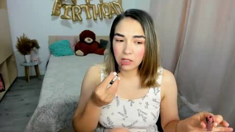 Snapshot of alexa_dolly chatting on July 15, 8:30 am Alexa online show from July 15, 8:30 am