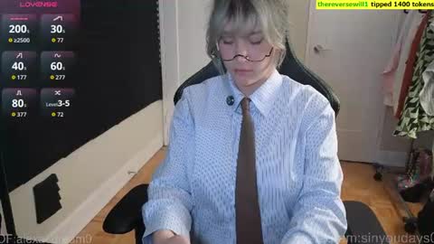 Snapshot of alexa_dream chatting on July 4, 12:50 am dont be afraid to click social media link its working just click on that online show from July 4, 12:50 am