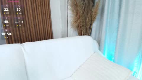 alexa_foxx27 online show from March 14, 8:14 pm