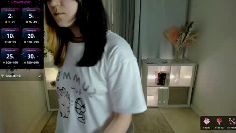 Snapshot of alexa_lexi chatting on May 20, 10:54 am alexa_lexi online show from May 20, 10:54 am