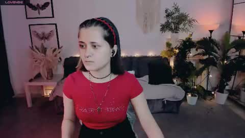 Snapshot of alexa_lexi chatting on July 22, 11:02 am alexa_lexi online show from July 22, 11:02 am