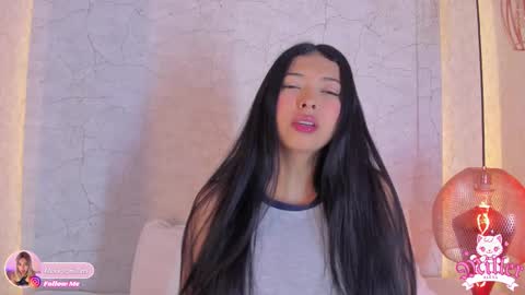 Snapshot of alexa_millers_ chatting on November 3, 4:03 am Alexa Millers online show from November 3, 4:03 am