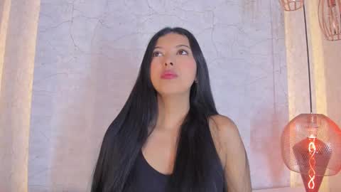 Snapshot of alexa_millers_ chatting on November 4, 4:11 am Alexa Millers online show from November 4, 4:11 am